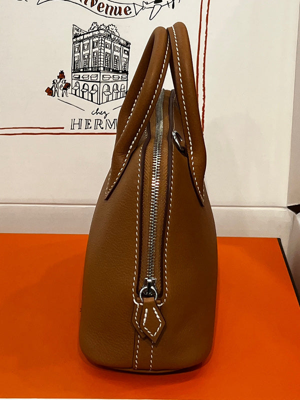 Minimalist bag shown from front angle