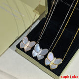 Front view of Van Cleef & Arpels unisex jewelry piece