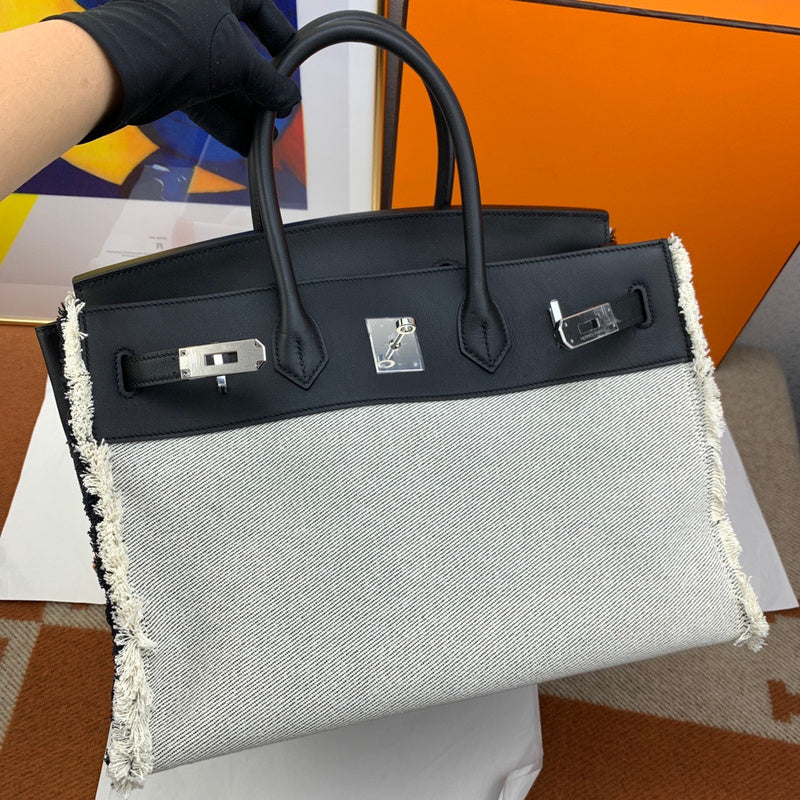 Everyday-Ready bag shown from front angle