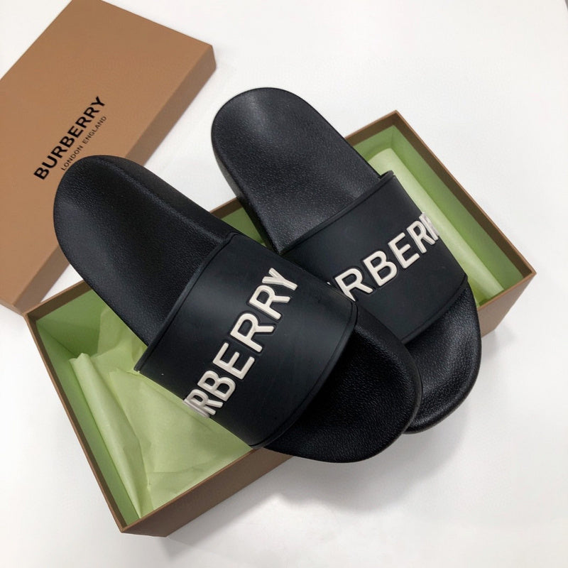 Burberry shoes Style 230 - packaging and accessories