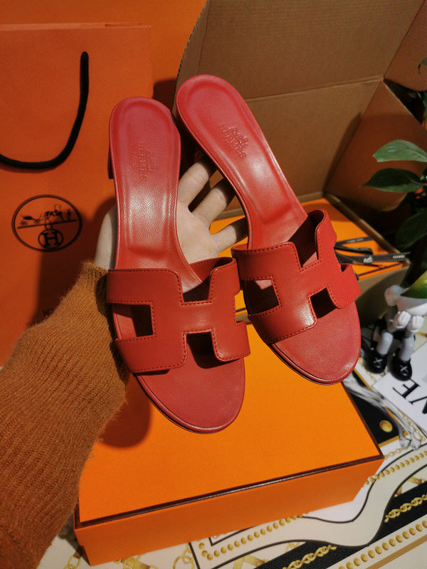 Hermes sandals Style 016 - back heel detail