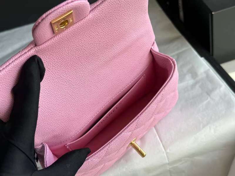 Zivas Charm Effortless Elegance Everyday Handbag (Premium Everyday Carry) – Angled View