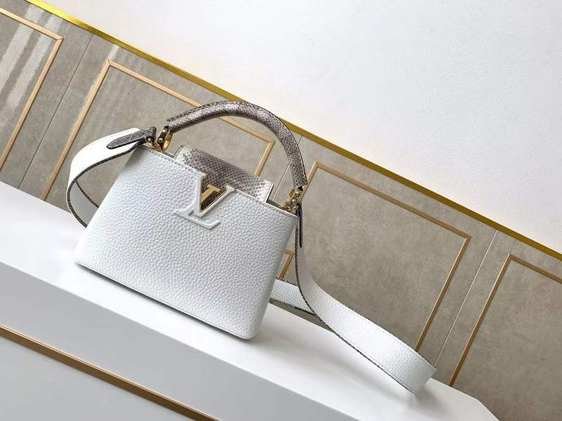 Side profile of polished chic women's handbag – women's luxury accessory