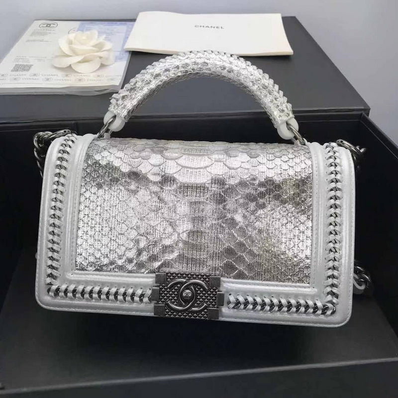  women's handbag, mid design, view 7