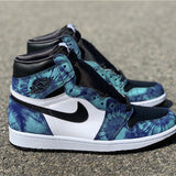 Nike Men's & Women's Designer Low-Top Shoes — Style 017 interior view