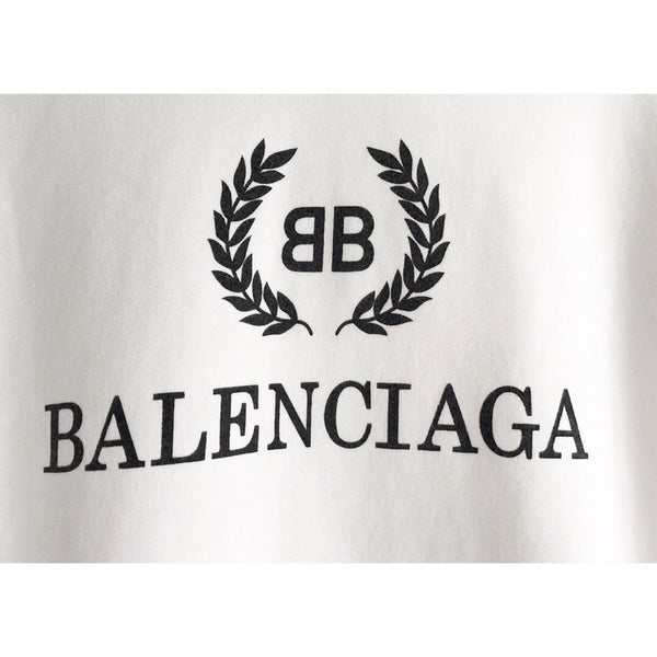 Three-quarter angle view of Balenciaga luxury piece style No.303
