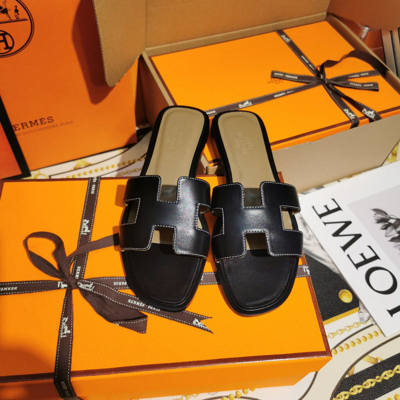 Hermès Camel Gladiator Sandals - Back View