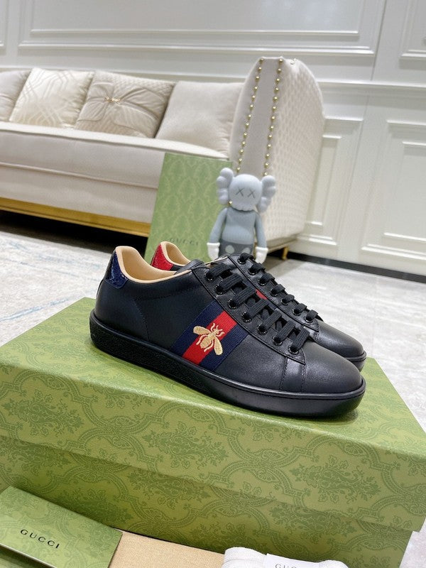Gucci Streetwear sneakers in two-tone minimalist modern build front view