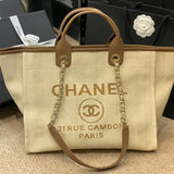  handbag, spacious everyday style, image 1