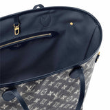  top-handle bag close-up of hardware and finish 11