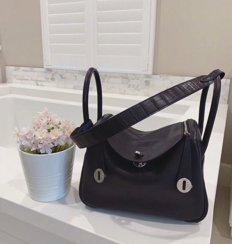 Tailored bag women's premium everyday handbag