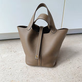  timeless crossbody bag styled with outfit 18