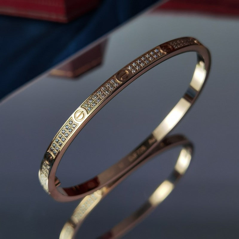 Front view of Cartier unisex jewelry piece