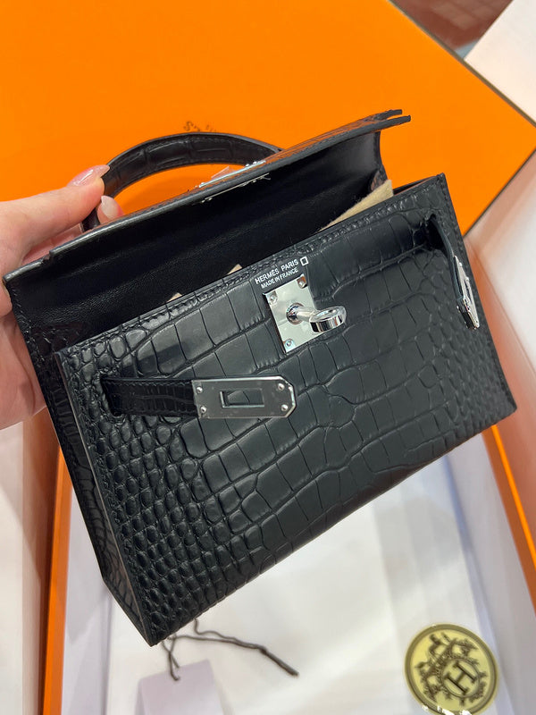 Chic bag women's premium everyday handbag