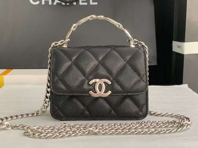 Zivas Charm Effortless Elegance Luxury Handbag (Effortless Style Upgrade) – Styled Look