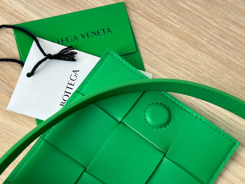 Sophisticated Vegan Leather Handbag - Versatile Everyday Design | Women's Designer-Inspired Purse #1669 - side angle view (image 2) of designer-inspired handbag