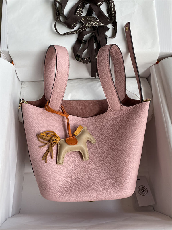 Sophisticated handbag styled for everyday wear