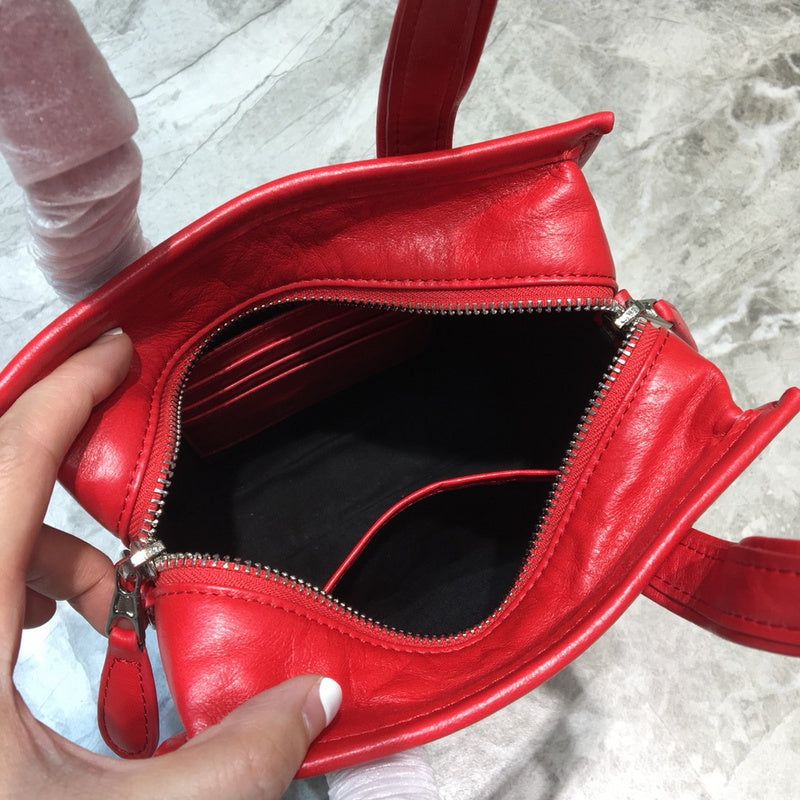 Modern Premium PU Leather Handbag - Refined Silhouette | Women's Luxury Handbag #942 - close-up detail shot (image 3) of designer-inspired handbag