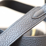 everyday carryall bag styled with outfit