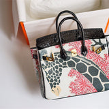  Everyday top-handle bag carried on shoulder 10