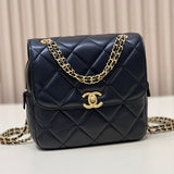  mid purse view 8