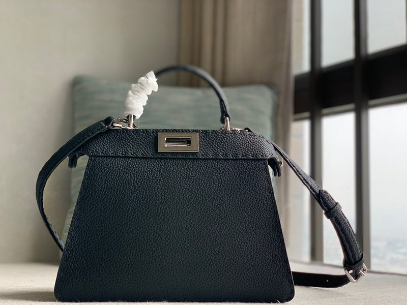 Ziva's Charm handbag – close-up view (33cm*12cm*25cm)
