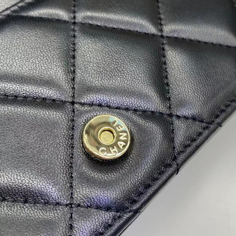  women's handbag, mid design, view 3