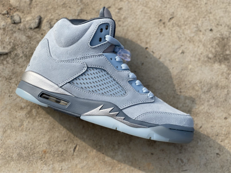 Nike Men's & Women's Iconic Street Trainers — Style 251 back view