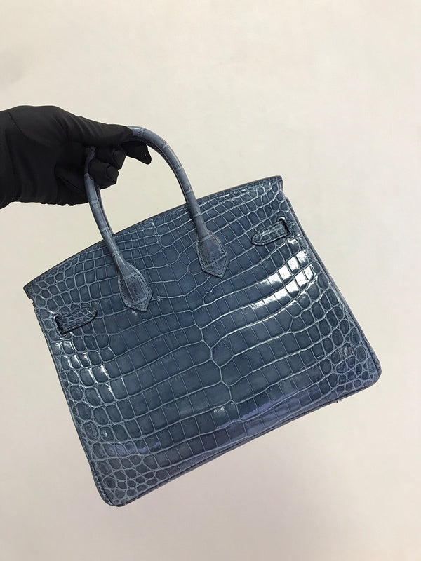 Structured handbag styled for everyday wear