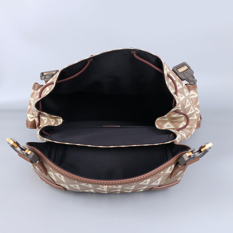 Side profile of structured polished women's handbag – women's everyday handbag