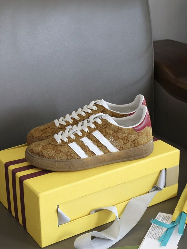 Gucci stone beige luxury sneakers view 8 padded collar comfort