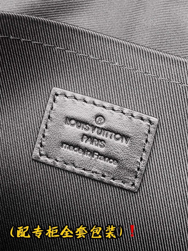  handbag interior and compartment view 15
