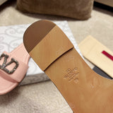 Three-quarter angle view of Valentino Garavani luxury piece style No.255