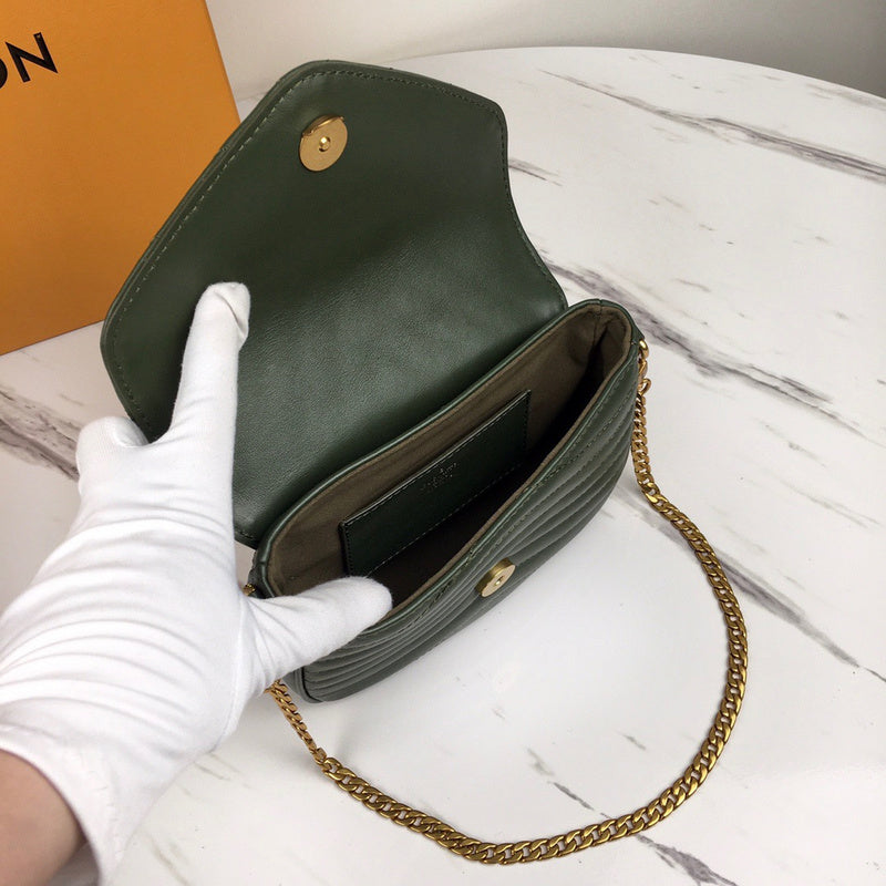 Side profile of refined structured women's handbag – women's premium purse