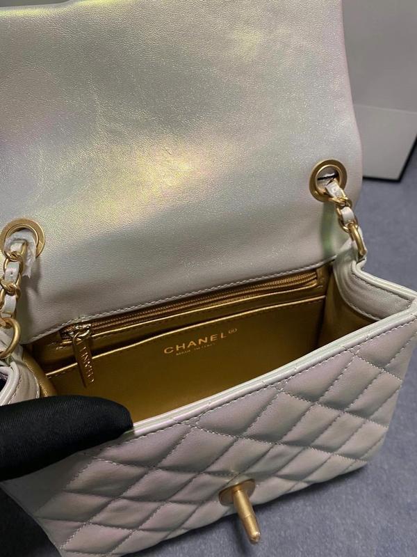 Zivas Charm Timeless Appeal Fashion Handbag (Refined Practical Design) – Angled View