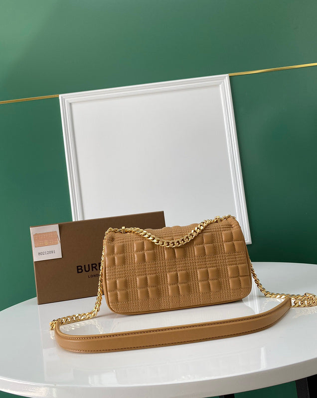 Elegant Faux Leather Handbag - Understated Luxury Look | Women's Fashion Handbag #1137 - close-up detail shot (image 3) of designer-inspired handbag
