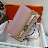 chic shopper bag styled with outfit 12