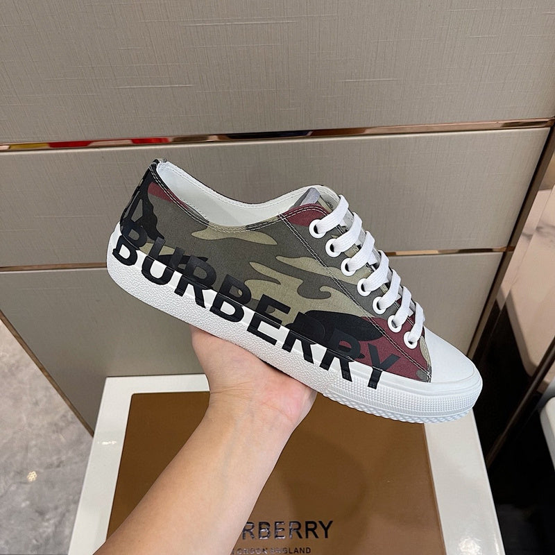 Burberry shoes Style 187 - back heel detail