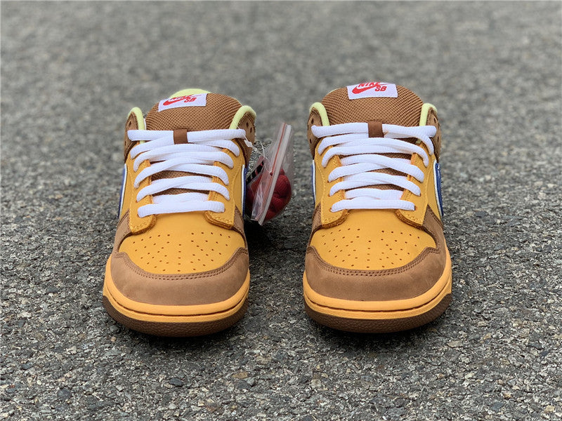 Nike Men's & Women's Iconic Street Trainers — Style 059 back view