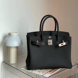  Polished shoulder bag front view 13
