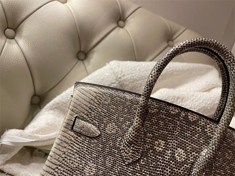  tailored tote bag styled with outfit