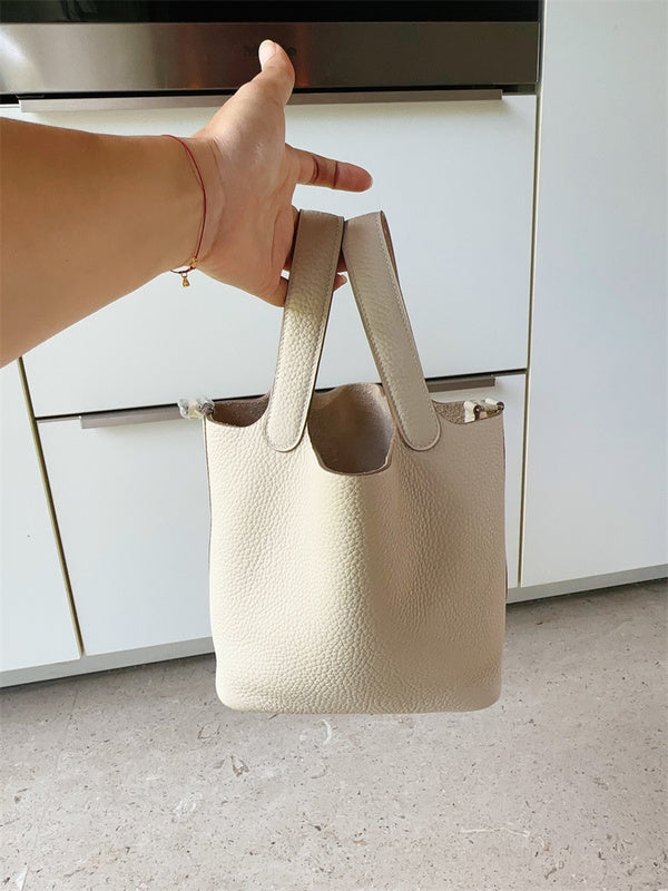  timeless crossbody bag detail view showing craftsmanship 14
