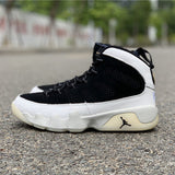 Nike Men's & Women's Premium Casual Sneakers — Style 136 close-up view
