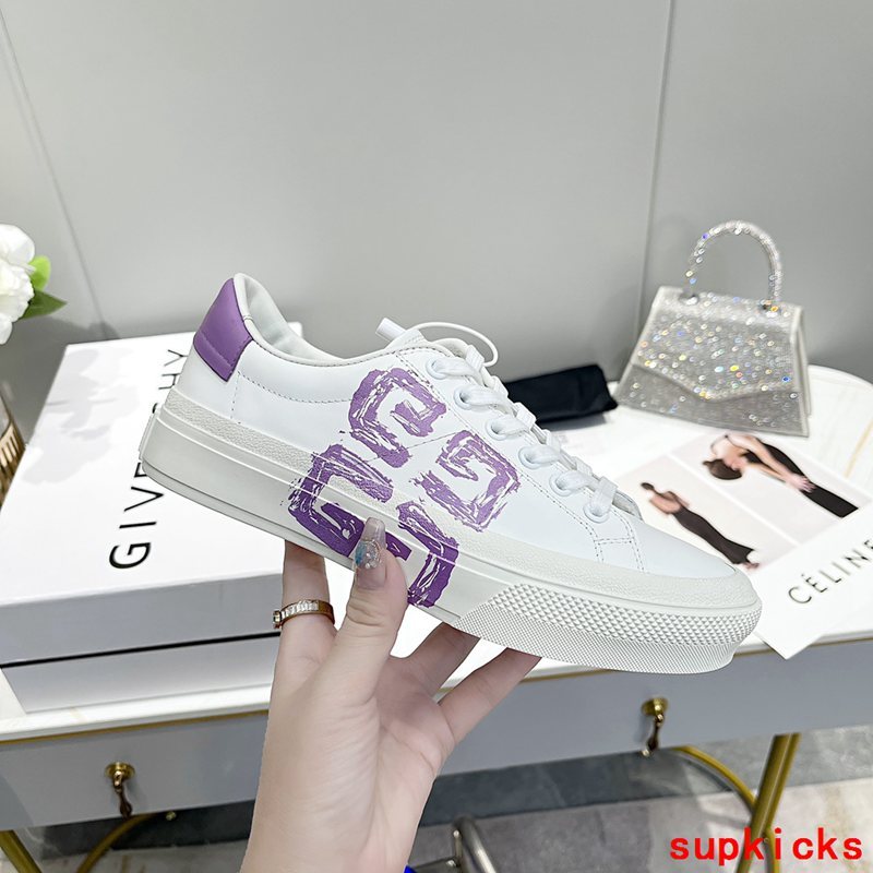 Givenchy shoes Style 054 - sole and craftsmanship detail