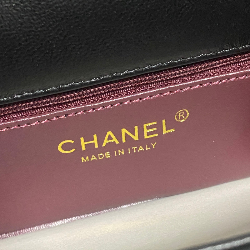 Ziva's Charm handbag – styled view (one versatile size)