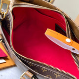  structured bag interior and compartment view 9