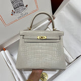  crossbody bag interior and compartment view 15