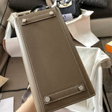  structured bag interior and compartment view