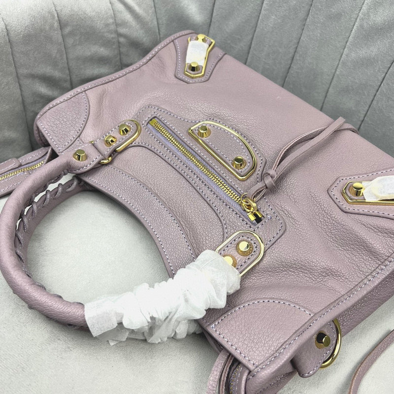 Zivas Charm Versatile Design Fashion Handbag (Refined Modern Silhouette) – Styled Look
