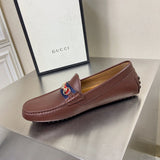 Gucci classic monochrome luxury sneakers view 7 everyday casual design